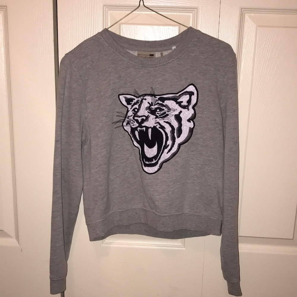 LA hearts tiger sweater